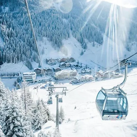 In Near Red 8 Gondola Appartement *