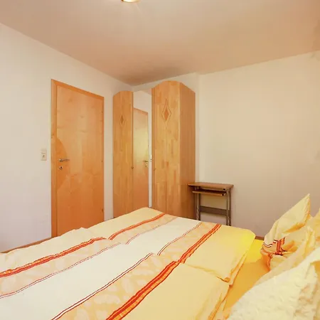 In Near Red 8 Gondola * ヴァークライン