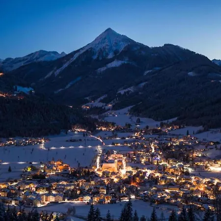 In Near Red 8 Gondola ヴァークライン